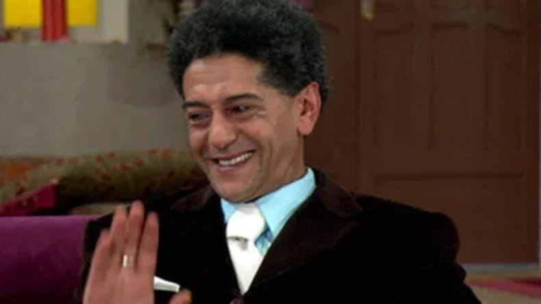 إعادة الأعمال القديمة لتدارك هزال الشبكة الرمضانية