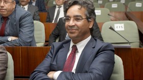 الآفلان يحذر من رفض الحوار