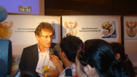 Algerian Football Federation ought to respect sport Tribunalâ€™s decision, FIFA official says.