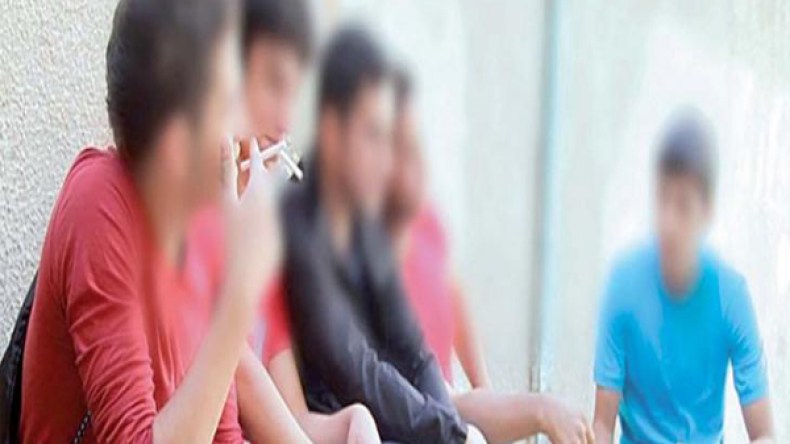 مظاهر وتصرّفات مشينة تلاحق تلاميذ المدارس بتقرت