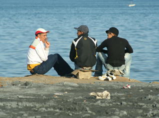 Employment agencies offer job opportunities to jobless in Dubai and Libya