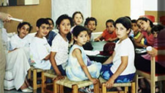 ترويج حلوى مخدرة ومسببة للإدمان بين الأطفال