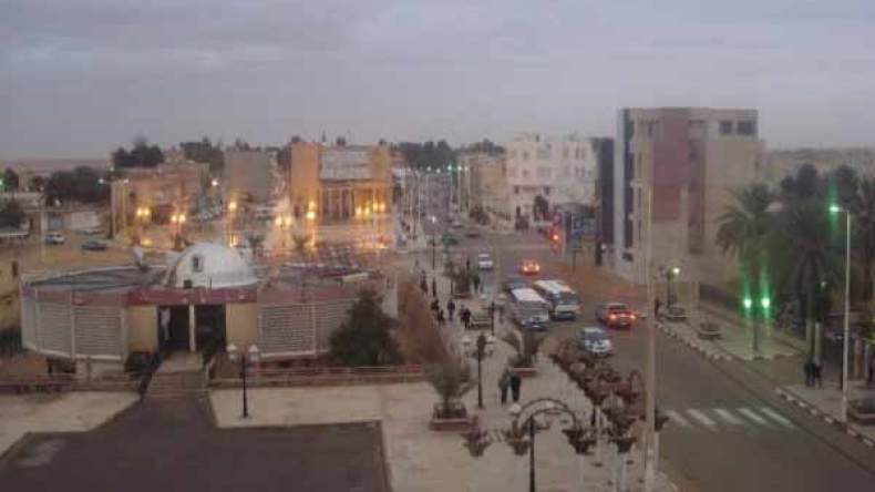 برامج فارغة وحضور محتشم للمواطنين بحاسي مسعود