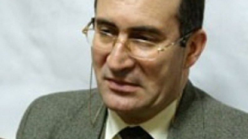 ‮”‬لم‭ ‬نسحب‭ ‬قياداتنا‭ ‬من‭ ‬الميدان‭ ‬وما‭ ‬يقال‭ ‬كذب‭ ‬وابتزاز‮”‬