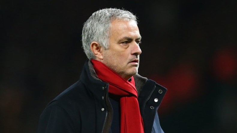 مورينيو: القنوات التلفزيونية المُشفّرة هي من تضبط أجندة المقابلات