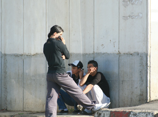 Jobless people to benefit from monthly wage in Algeria