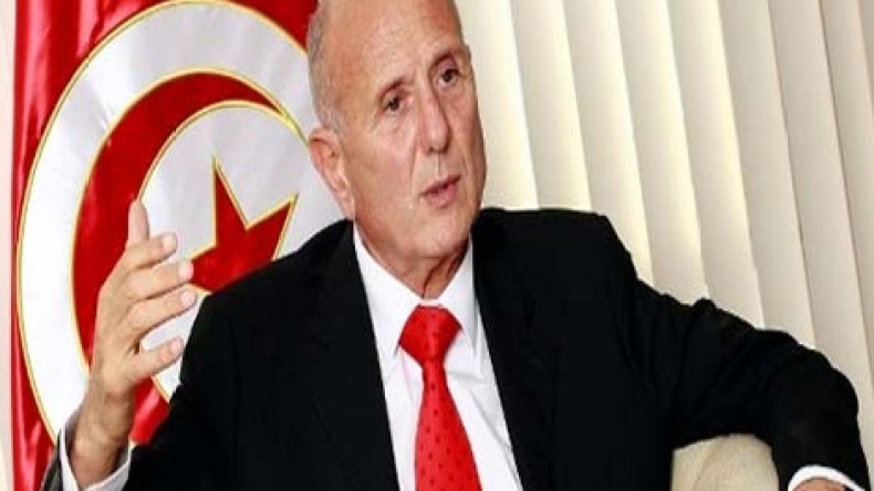“النهضة تدافع عن النظام البرلماني لأنها متيقنة من فشلها في الرئاسيات المقبلة”