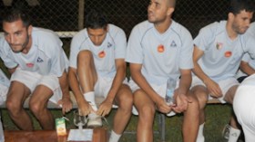 الشروق أون لاين تتحصل على التشكيلة الأساسية لمباراة اليوم: صايفي أساسيا وغزال في دكة الإحتياط