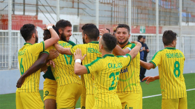 زواري وثابتي يقتربان من شبيبة القبائل