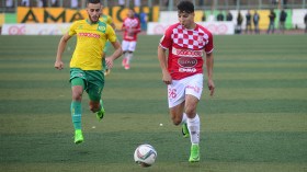 “الكناري” يواصل التغريد منفردا