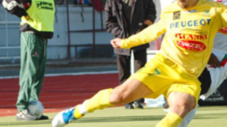 قمة‮ ‬قبائلية‮ ‬في‮ ‬الداربي‮ ‬رقم‮ ‬17