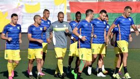 الاستئناف بتعداد مكتمل.. وبيجوتا يحذر من حرارة لاعبي النصرية