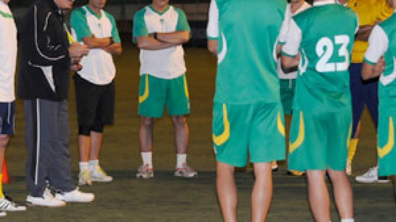 عودة‭ ‬الهدوء‭ ‬للبيت‭ ‬القبائلي‭ ‬وحناشي‭ ‬يعد‭ ‬بتصفية‭ ‬مكتبه‭ ‬الإداري