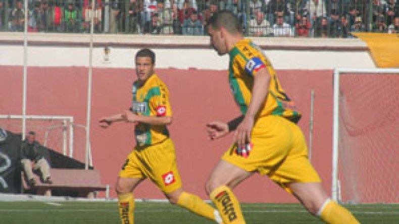 اشتباك‮ ‬بين‮ ‬دمبا‮ ‬وأوزناجي‮ ‬ومجلس‮ ‬التأديب‮ ‬للفصل‮ ‬بينهما