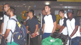 طوارئ وغلق للطرق ومدرعات لحراسة القبائل