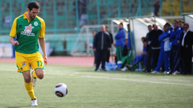 الطاقم الفني يرفع من وتيرة العمل وتركيز على الجانب البدني