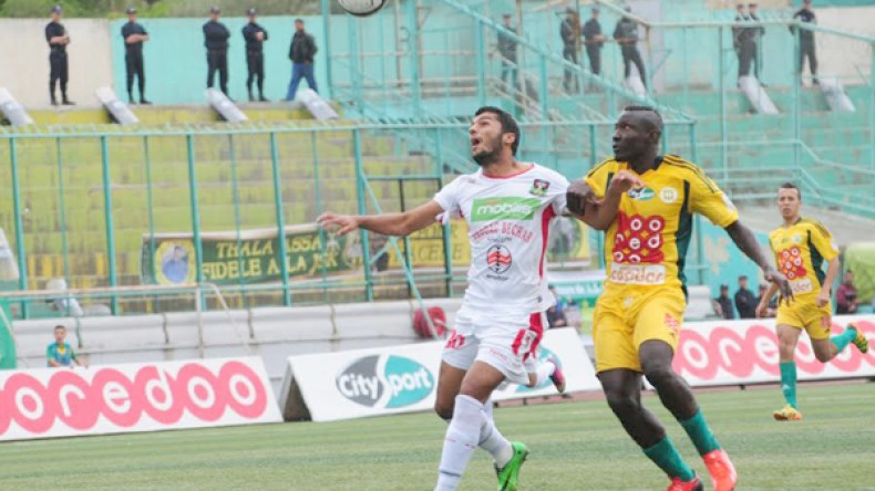 السلطات العليا في الجزائر مطالبة بإنقاذ كرة القدم وسمعة الجزائر