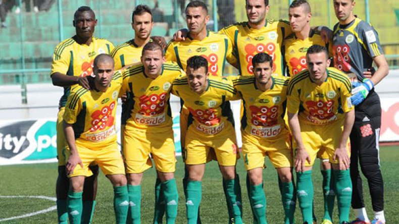 حناشي يثور على اللاعبين وآيت جودي يركز على الجانب النفسي