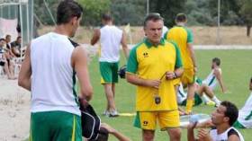 كاروف يشيد بجدية اللاعبين وفابرو يضع آخر اللمسات