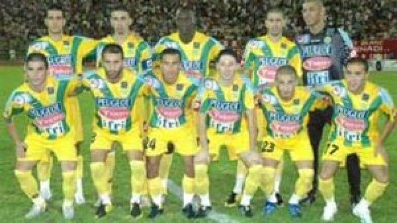 شبيبة القبائل ضد النصرية دون جمهور