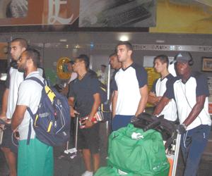 JS Kabylie players hold smooth training session in Cairo stadium amid stringent security measures