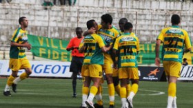 الكناري يبحث عن نتيجة إيجابية تسهل مهمته في مباراة الإياب