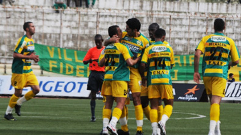 الكناري يبحث عن نتيجة إيجابية تسهل مهمته في مباراة الإياب