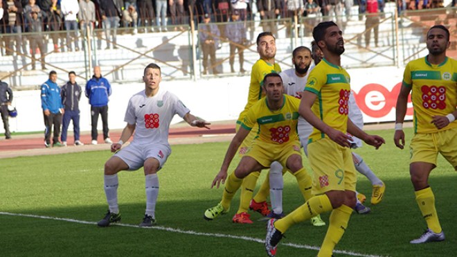 إدارة حناشي ترفض عرض رايح وتستهدف تمديد عقود الركائز