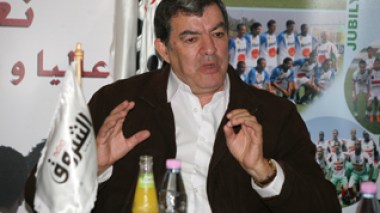 Hanachi au Forum d'Echorouk : “je ne paierai pas des milliards pour des joueurs qui ne donnent rien au football algérien”