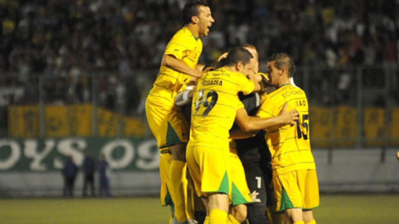 بوعيشة يعود إلى عش الكناري وفابرو يؤكد ثقته في لاعبيه