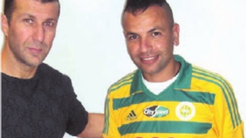 الكناري‮ ‬يواجه الفتح السعودي‮ ‬الإثنين والمدية‮ ‬يوم الأربعاء‮‬