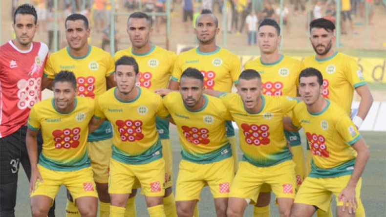 أنصار شبيبة القبائل يحاصرون منزل حناشي ويطالبونه بالرحيل