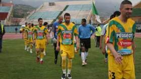 أركز على نهائي الكأس والأولوية لوداد تلمسان