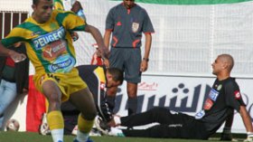 القبائل يجرب ورقة المغتربين وشاوشي مهدد بالعقوبة