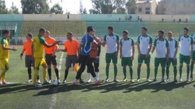 الشبيبة تنهي تحضيراتها بفوز صعب أمام الآمال