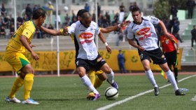 “النسر الأسود” ينقض على الريادة التي أفلتت منه