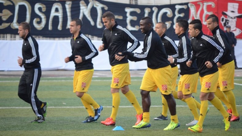 شبح الإصابات والغيابات يلاحق شبيبة القبائل