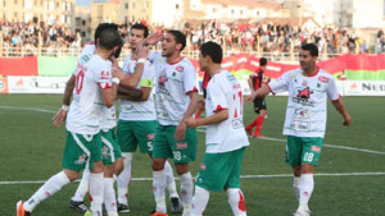 طياب‭ ‬يهدد‭ ‬بولعينصر‭ ‬ويفتح‭ ‬النار‭ ‬على‭ ‬مدير‭ ‬الملعب