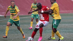 الساورة في الوصافة.. والسنافر في المراقبة