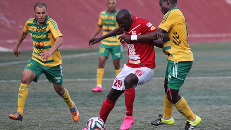 الساورة في الوصافة.. والسنافر في المراقبة