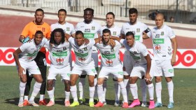 بداية موفقة للنسور وجاليت يفتتح عداده