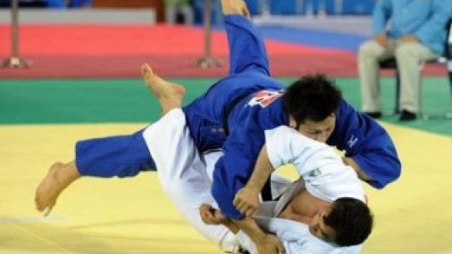 المنتخب الوطني للجيدو يحتفظ بلقبه الإفريقي لدى الجنسين