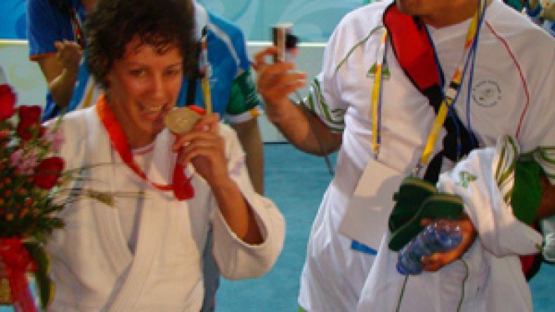 الجيدو يسمو بالجزائر ويدخل قائمة الألعاب المشرفة