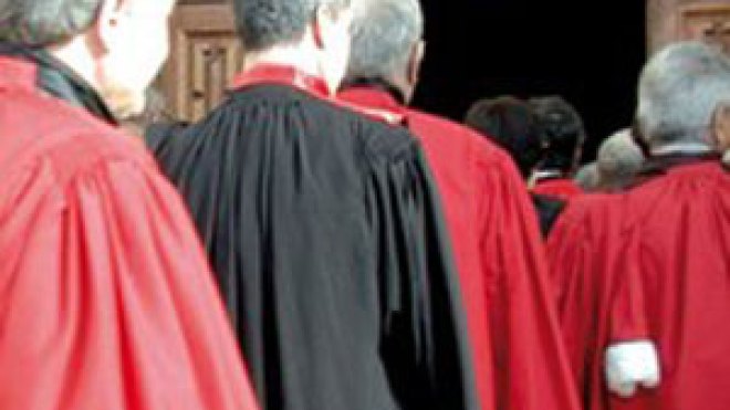 حركة في سلك القضاة تشمل 500 قاض وستة رؤساء جدد للمجالس القضائية