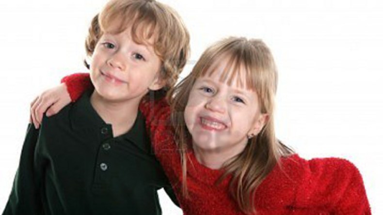 عاقبني الله بتـوأم بعد سنــوات من العقم!!