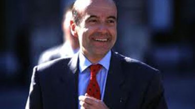 Alain juppé :  « L'élément-clé est le départ de Kadhafi du pouvoir »