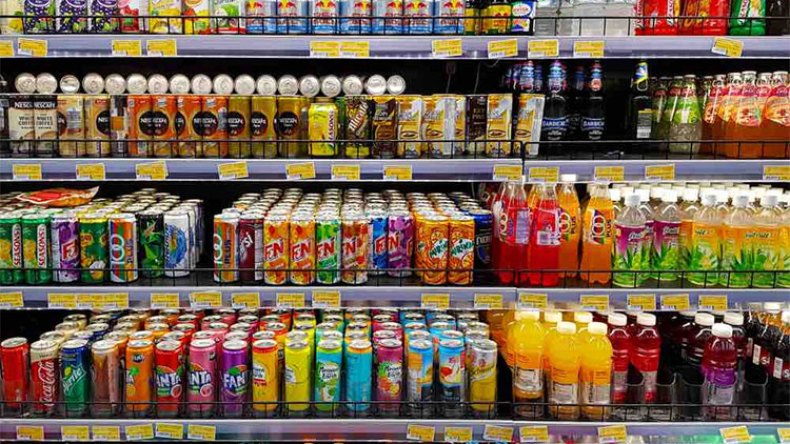 المنتجون يتبرؤون من الزيادات في أسعار المشروبات والعصائر