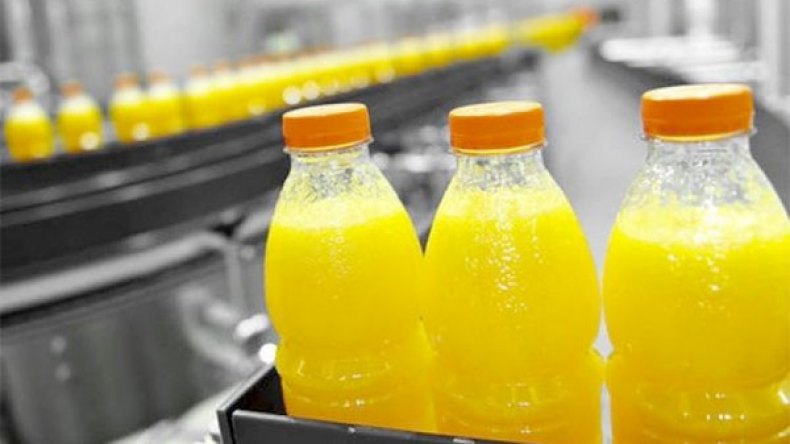تونسيون يطلبون منع استيراد العصائر الجزائرية!