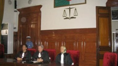 Émeutes : 1347 personnes, dont 352 mineurs, comparues devant la justice