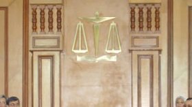 النائب العام بتيارت يرد على افتراءات لوفيغارو حول سيدة مسيحية